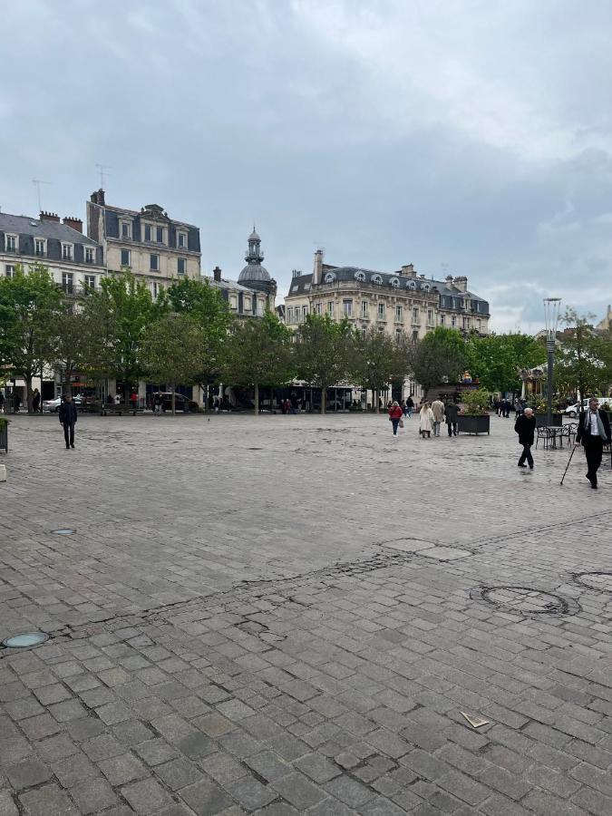 Coeur De Bouchon Lägenhet Troyes Exteriör bild