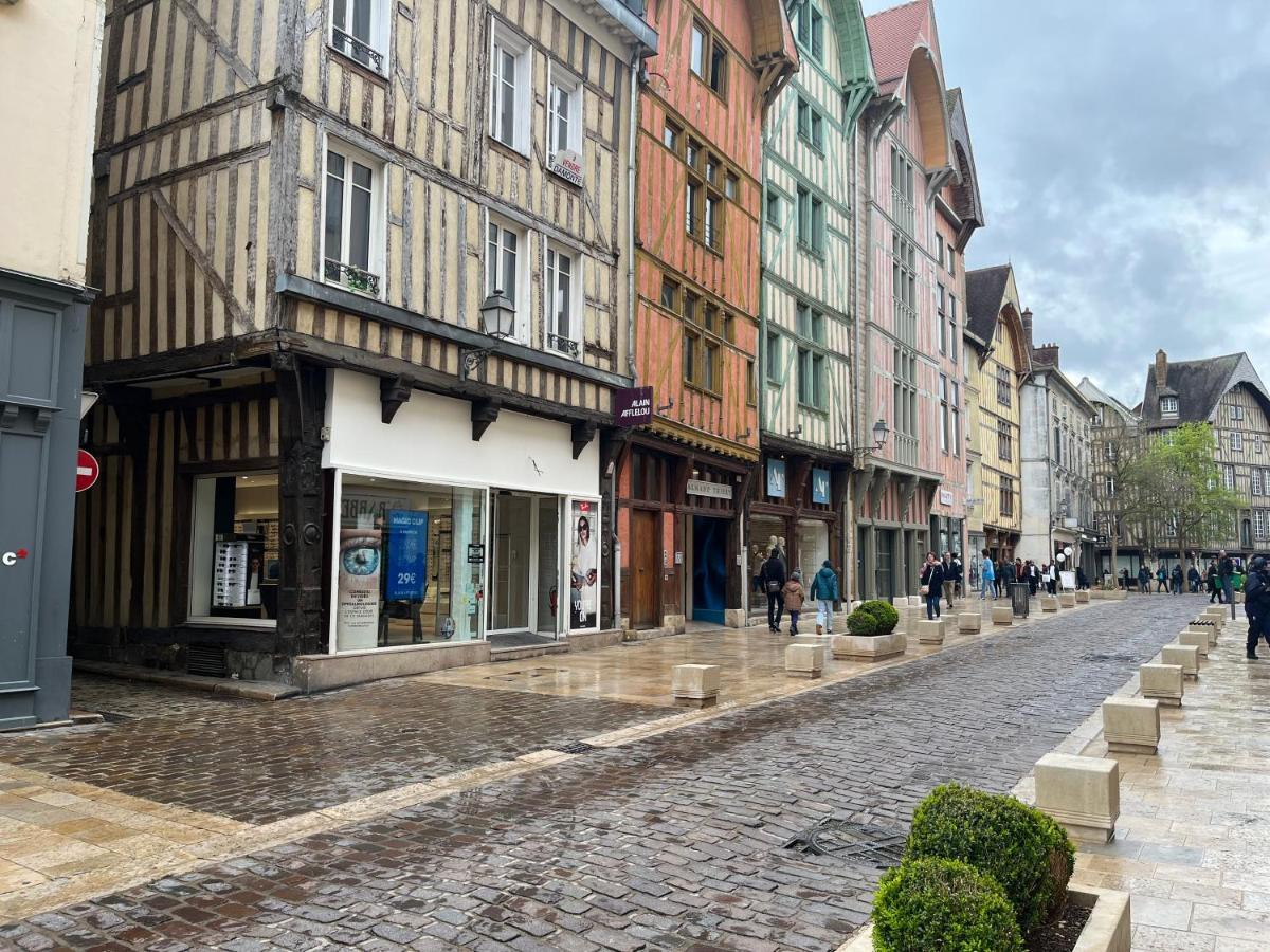 Coeur De Bouchon Lägenhet Troyes Exteriör bild