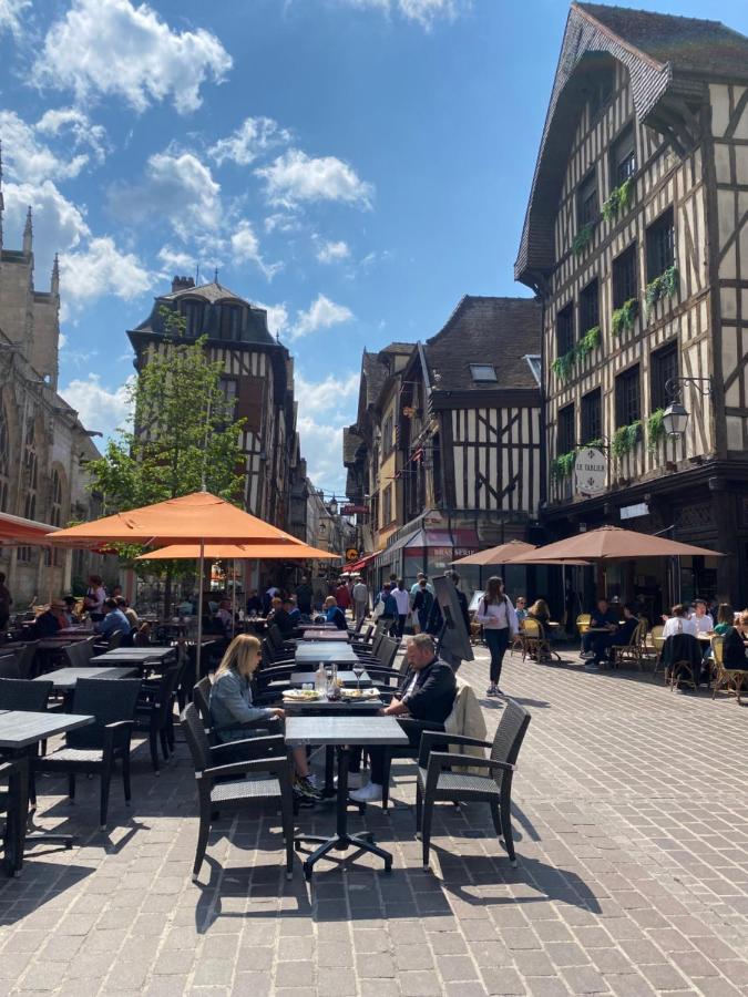 Coeur De Bouchon Lägenhet Troyes Exteriör bild