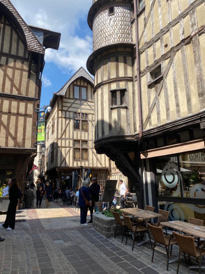 Coeur De Bouchon Lägenhet Troyes Exteriör bild